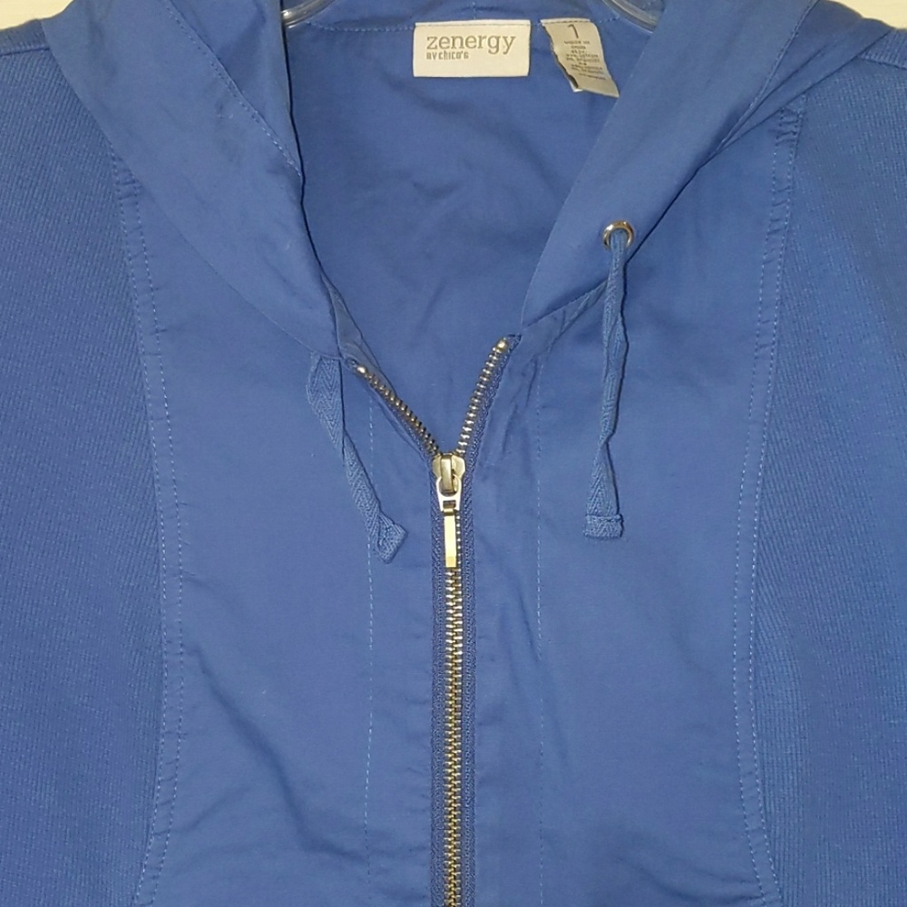 Zenergy by CHICOS. Size 1 ( medium/ 8)